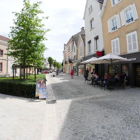 Coeur de ville, joli 2 pieces au 1er étage, Wifi ! Chartres Extérieur photo